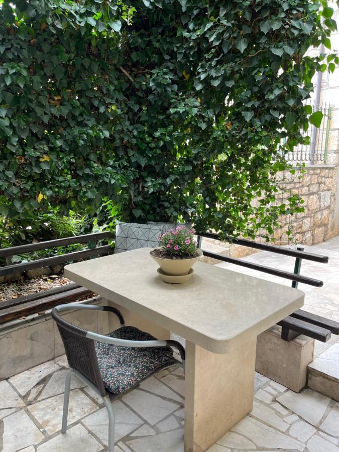 Apartment Get Supetar Exterior foto
